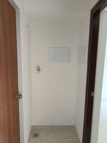 Room in 2 BHK Apartment at Lodha Crown Quality Homes, Majiwada – for Rent