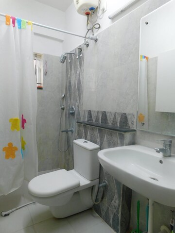 Bathroom in 6 BHK Apartment at Shravanthi Paramount, Hulimavu – for Sale