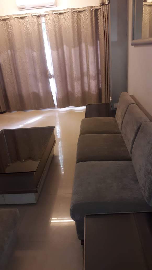 2.5 BHK Apartment For Sale in Gundecha Symphony