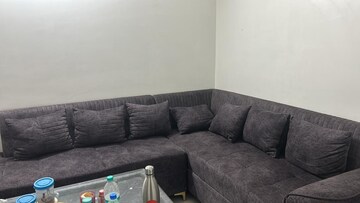 Bedroom in 2 BHK Apartment at Cosmos Executive, Sector 3 – for Rent