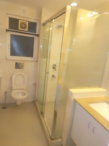Bathroom in 4 BHK Apartment at DLF The Belaire, Sector 54 – for Rent