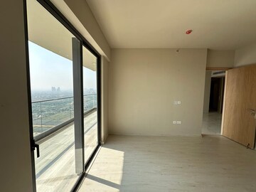 Room in 3 BHK Apartment at M3M Heights, Sector 65 – for Rent