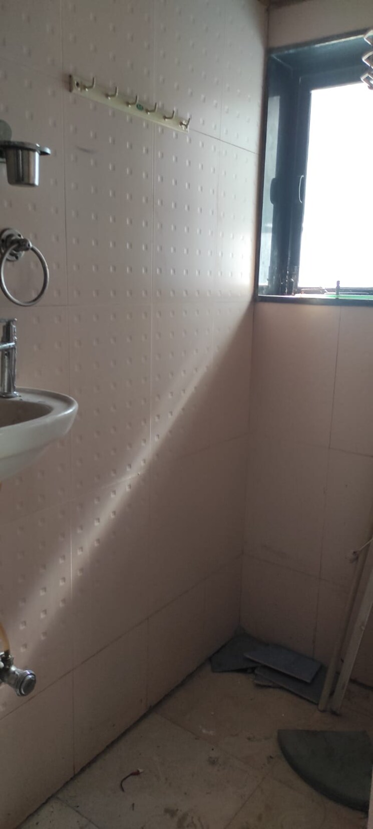 Bathroom, new-brahmand-phase-7-chs 1 Bedroom 550 Sq.Ft. Apartment In Brahmand Thane 7965577