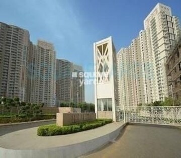 3 BHK Apartment – Exterior View View at DLF Park Place, Sector 54 - for Sale