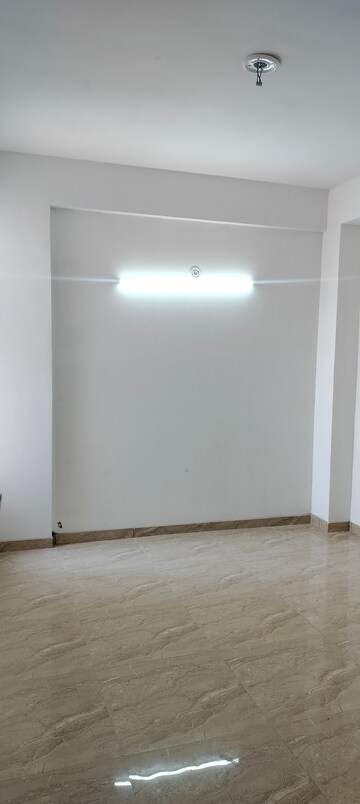 Room in 2 BHK Apartment at SLF Anushree, Sector 75 – for Sale