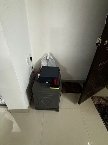 Furnished Amenities in 2.5 BHK Builder Floor at Ansal Sushant Lok I, Sector 43 – for Rent