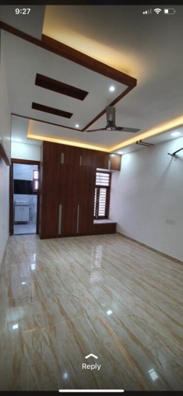 Room in 4 BHK Builder Floor at Green Fields Colony – for Rent