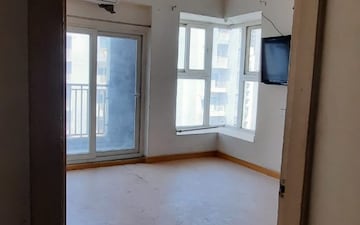 4 BHK Apartment For Sale in Central Park Flower Valley Aqua Front Towers, Sohna Sector 33