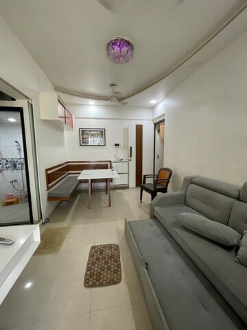 1 BHK Apartment For Rent in Shree Shaswat Phase II, Mira Road