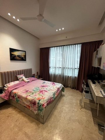 Bedroom in 3 BHK Apartment at Marathon Monte South, Byculla West – for Rent