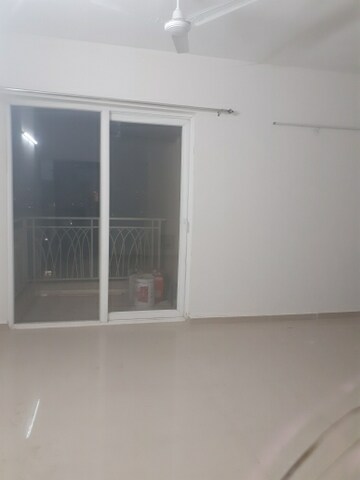 Room in 2 BHK Apartment at Mahagun Mywoods, Sector 16c Greater Noida – for Rent