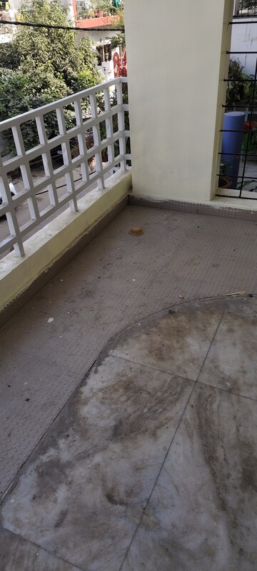 Balcony in 2 BHK Independent House at Gomti Nagar – for Rent