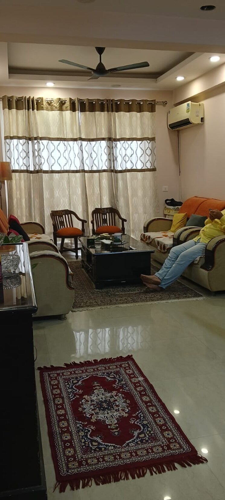 Master Bedroom, great-value-sharanam 2.5 Bedroom 1295 Sq.Ft. Apartment In Sector 107 Noida 7965890