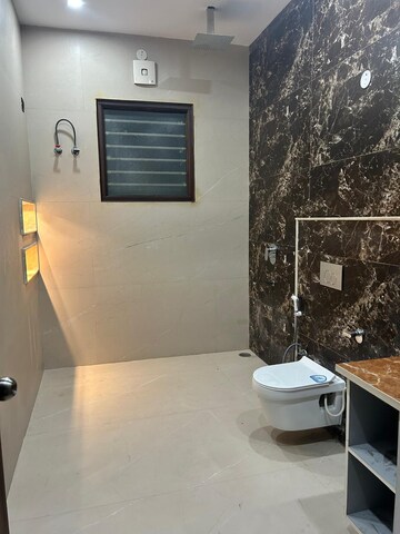 Bathroom in 3 BHK Builder Floor at BP Homes, Sector 85 – for Sale