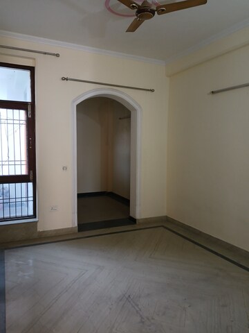Furnished Amenities in 3 BHK Villa at RWA Apartments Sector 122, Sector 122 – for Rent