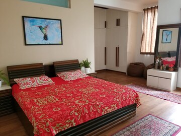 Bedroom in 4 BHK Independent House at Hsr Layout – for Rent