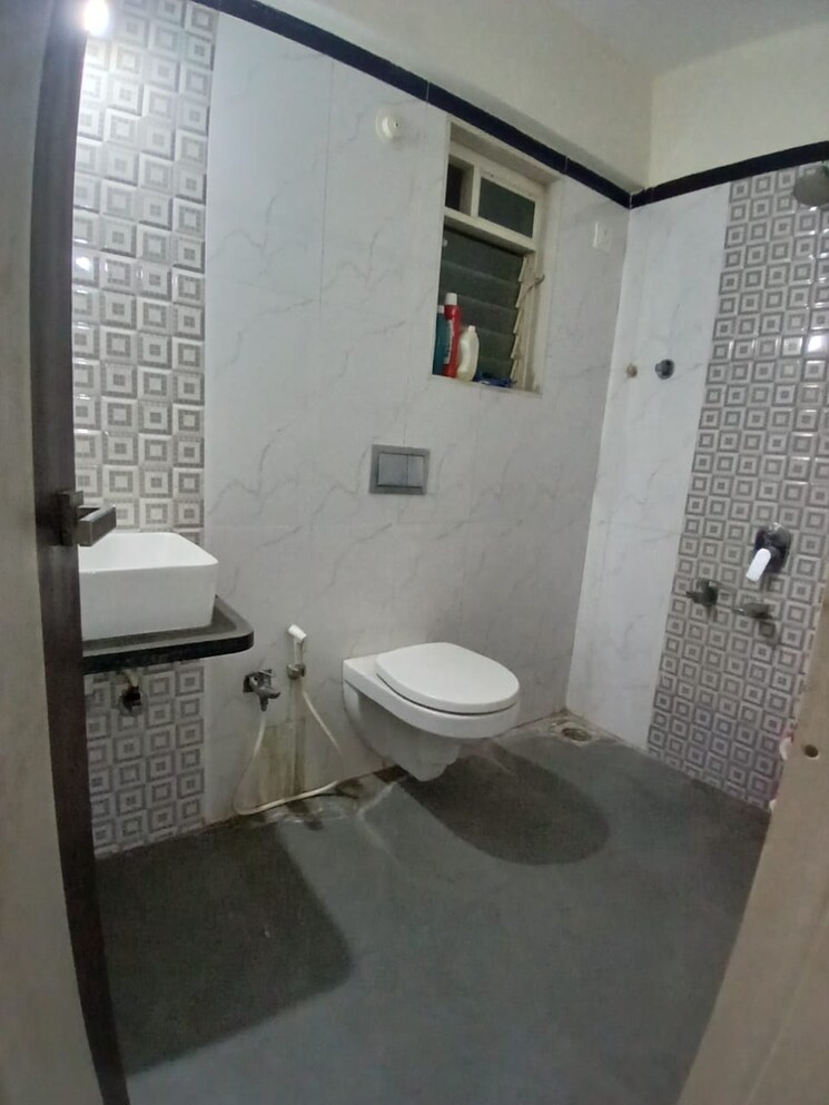 Bathroom, rosa-oasis 2 Bedroom 700 Sq.Ft. Apartment In Ghodbunder Road Thane 7965939