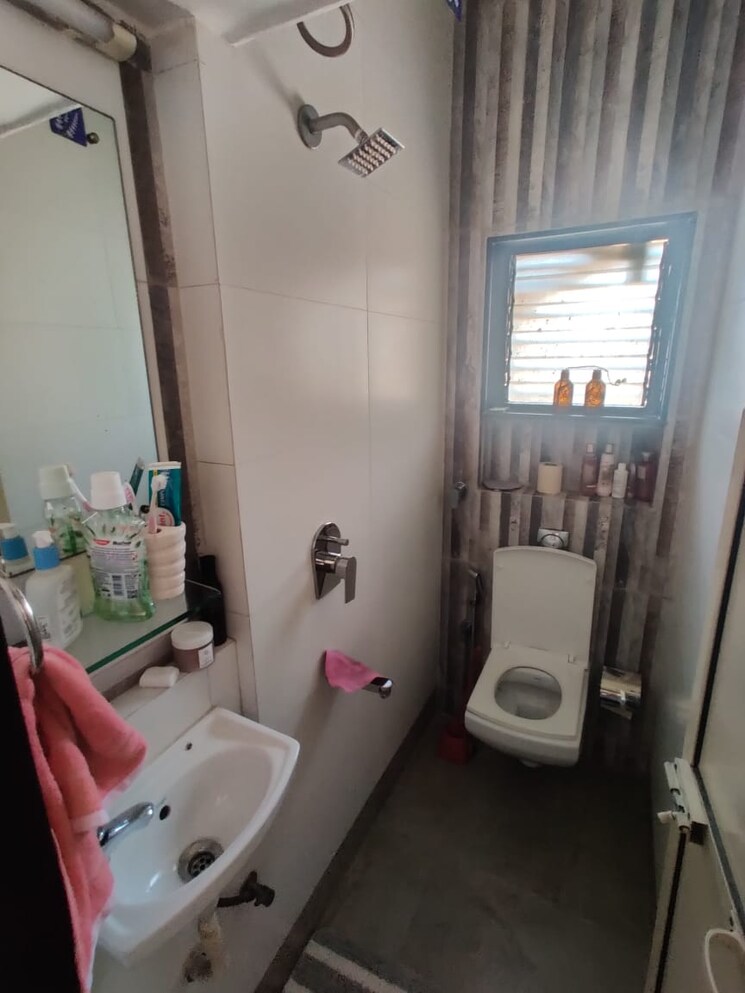 Attached Bathroom, sea-view-apartments-bandra 1 Bedroom 500 Sq.Ft. Apartment In Bandra West Mumbai 7965923