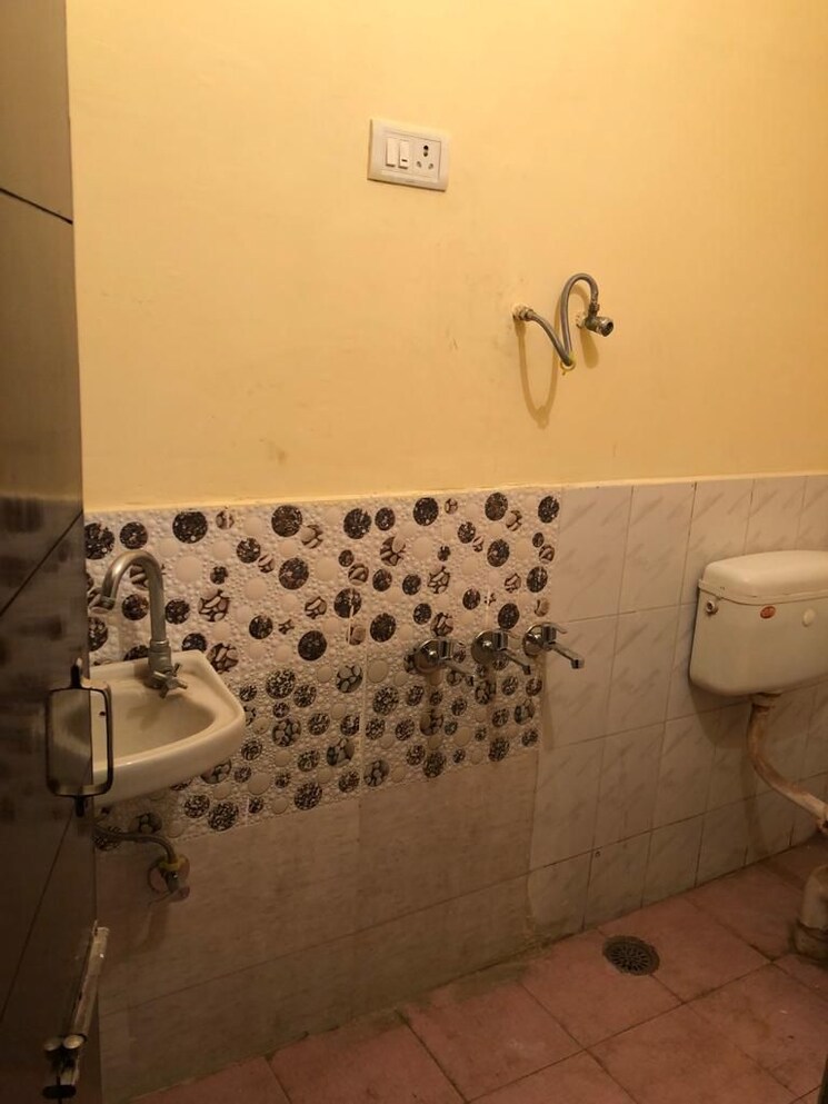 5 Bedroom 890 Sq.Ft. Independent House in Sector 63 Mohali