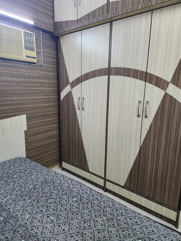 Room in 2 BHK Apartment at MM Spectra, Chembur – for Rent