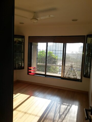 Room in 2 BHK Apartment at Gundecha Hills, Chandivali – for Rent