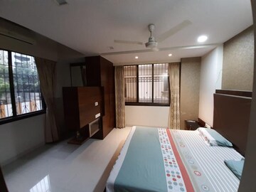 Bedroom in 3 BHK Apartment at Fortune Paradise Mumbai, Khar West – for Rent