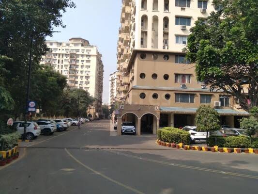 3 BHK Apartment For Sale in DLF Ridgewood Estate