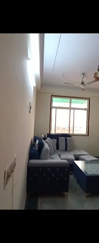 2 BHK Builder Floor For Rent in Divyansh Onyx Gyan Khand Ghaziabad  7966088