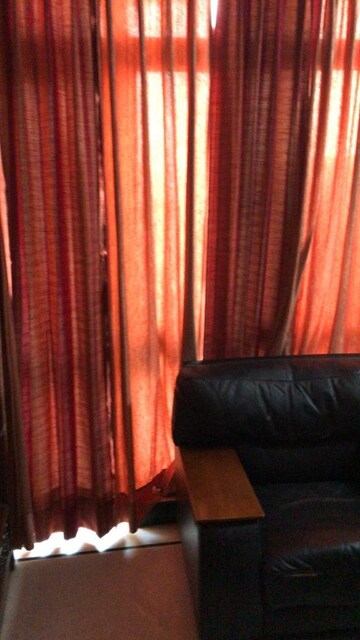 Bedroom in 3 BHK Apartment at Maple Heights, Sector 43 – for Rent