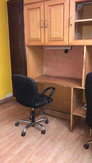Master Bedroom in 3 BHK Apartment at Maple Heights, Sector 43 – for Rent