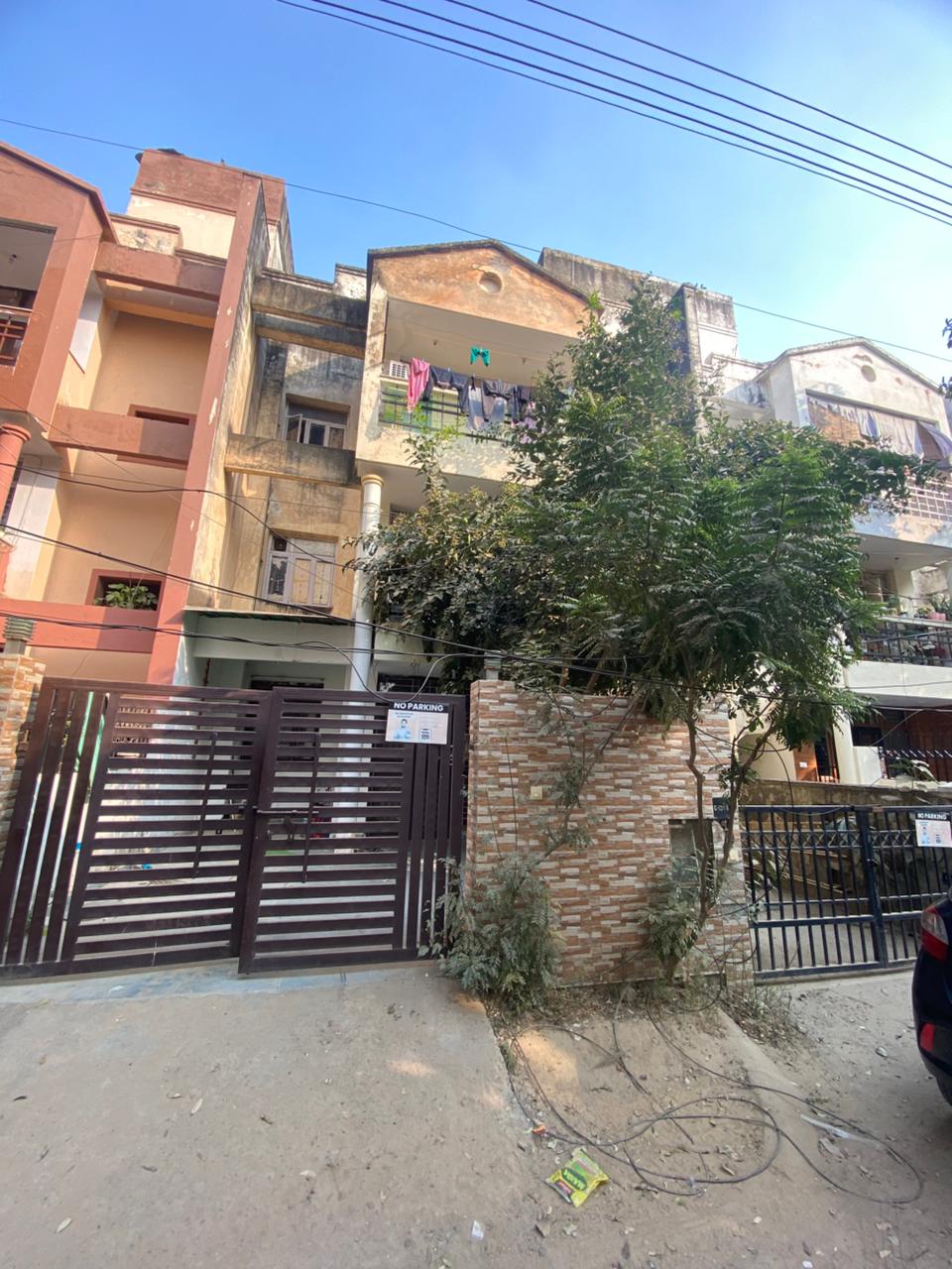 6 BHK Independent House For Sale in Sushant Lok 2