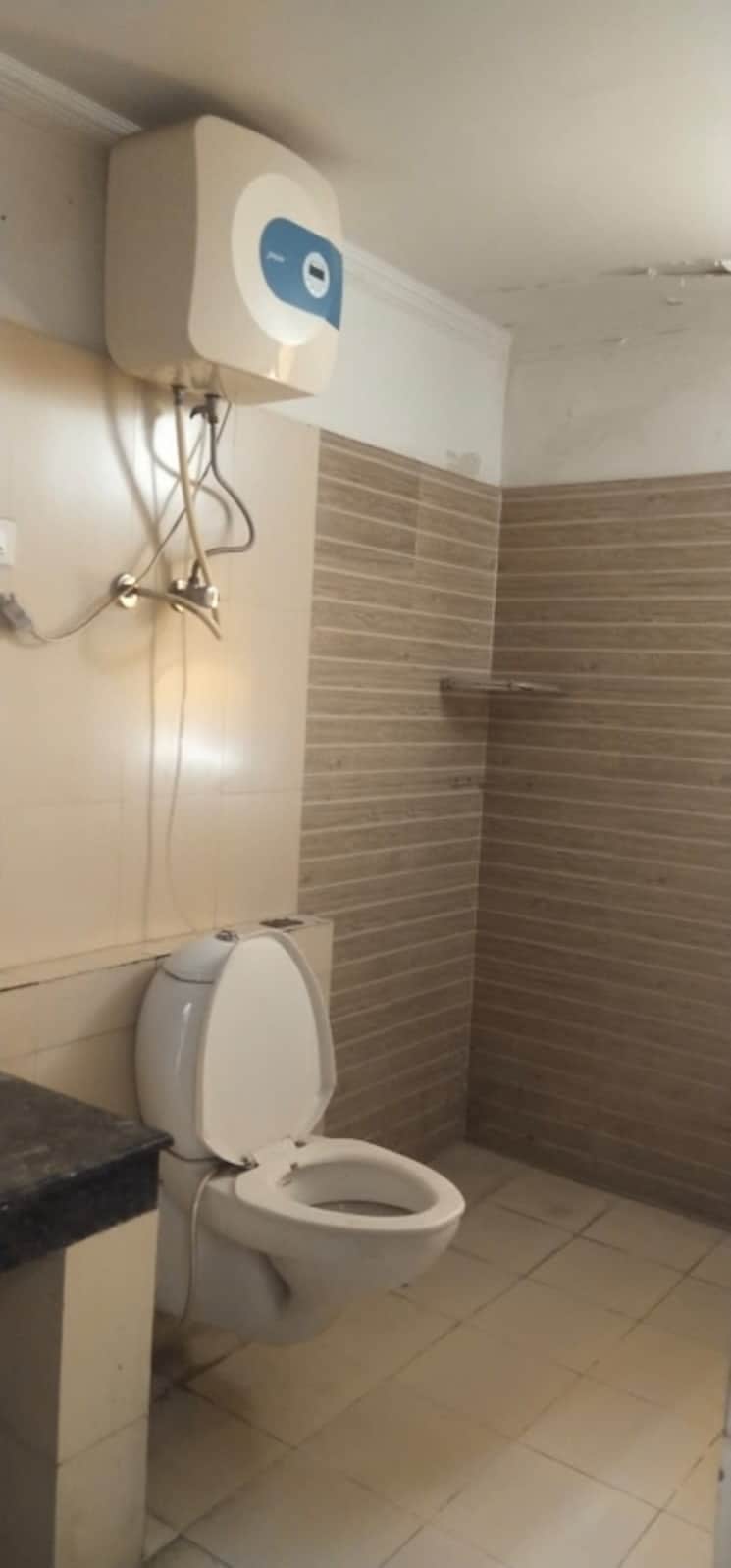 Bathroom, maya-garden-city 3 Bedroom 1852 Sq.Ft. Apartment In Lohgarh Zirakpur 7966149