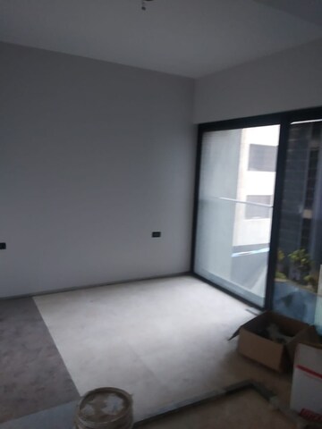 2 BHK Apartment at Rustomjee Paramount, Khar West – for Sale