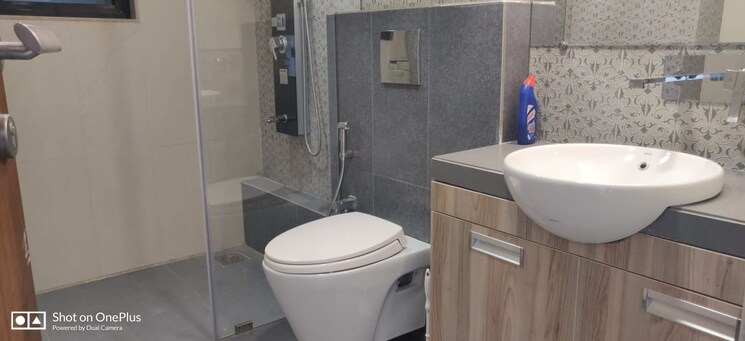 Bathroom, lakhani-signature 2 Bedroom 975 Sq.Ft. Apartment In Pali Hill Mumbai 7966122