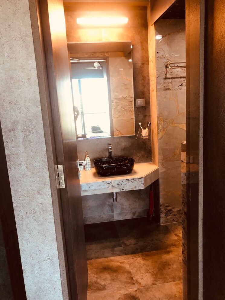 Bathroom, lakhani-signature 2 Bedroom 975 Sq.Ft. Apartment In Pali Hill Mumbai 7966122