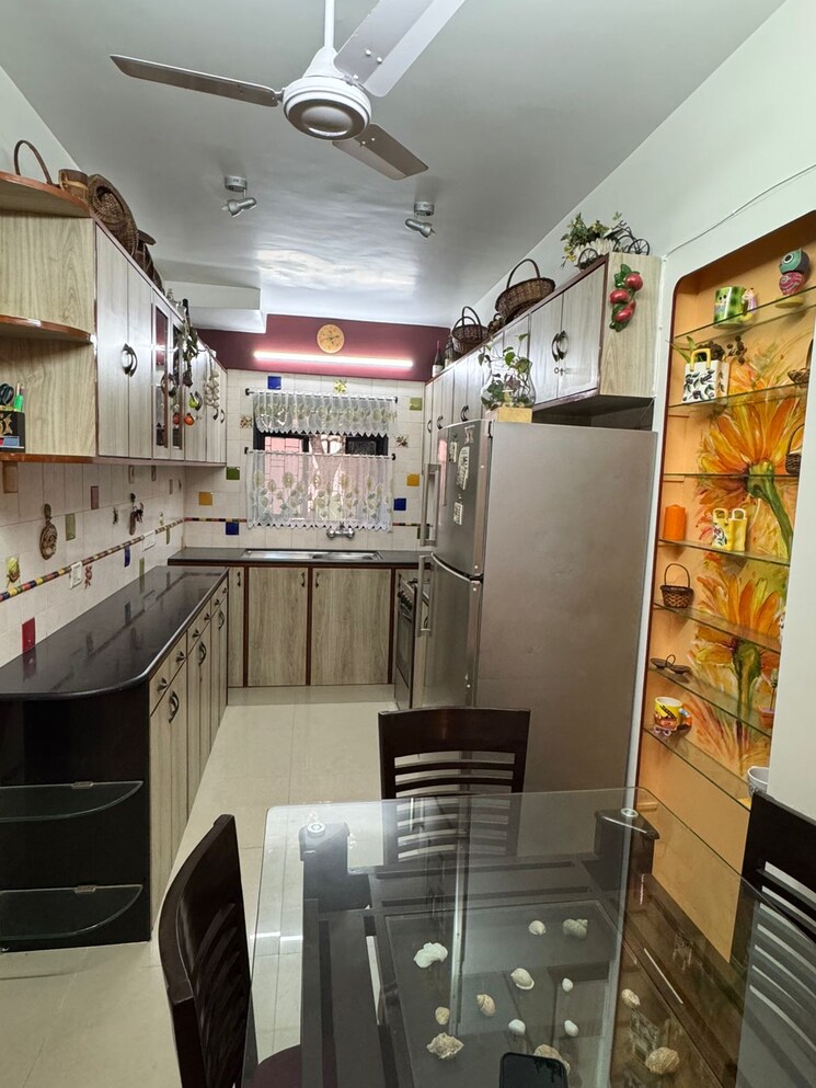 Kitchen, rodhol-apartment 2 Bedroom 750 Sq.Ft. Apartment In Bandra West Mumbai 7966132