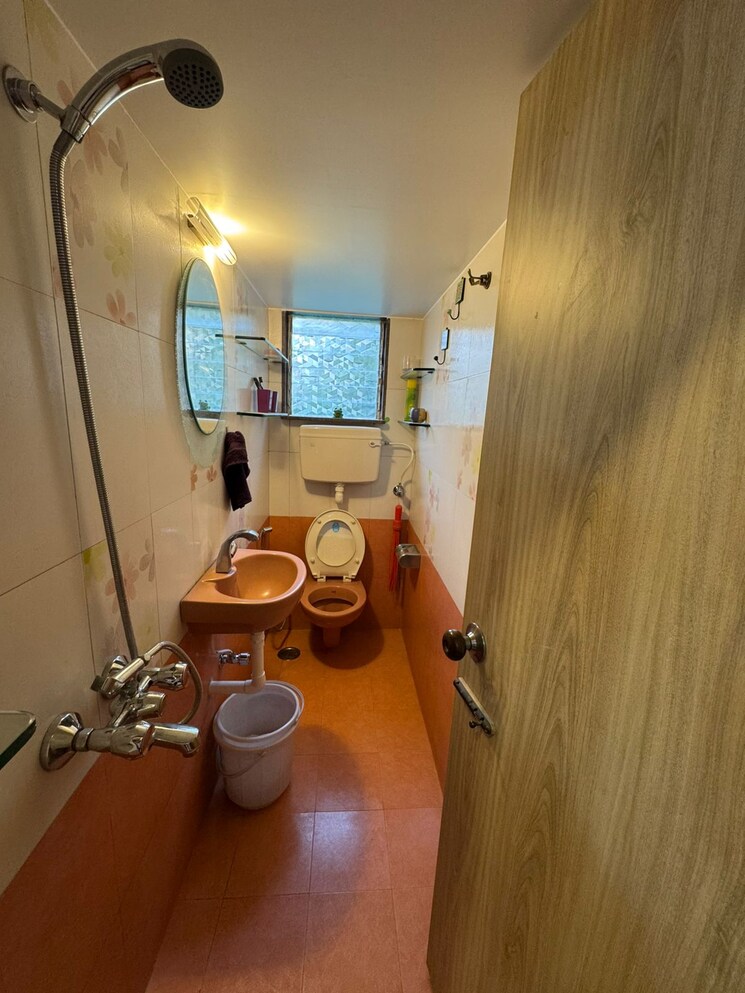 Attached Bathroom, rodhol-apartment 2 Bedroom 750 Sq.Ft. Apartment In Bandra West Mumbai 7966132