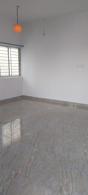 Room in 1 BHK Builder Floor at Hsr Layout – for Rent