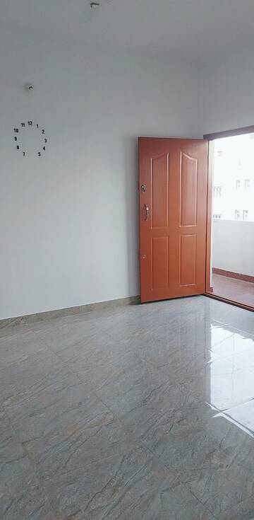 Room in 1 BHK Builder Floor at Hsr Layout – for Rent