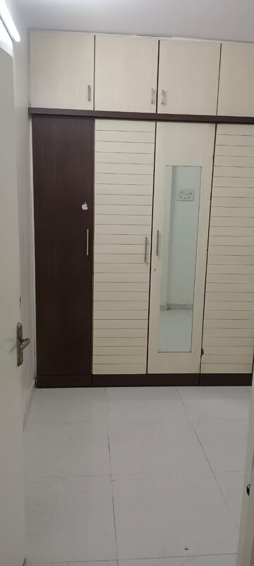 Bedroom in 2 BHK Apartment at Benhur CHS LTD, Andheri West – for Rent