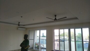 Room in 4 BHK Apartment at Phoenix Kessaku, Rajaji Nagar – for Rent