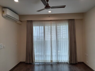 Room in 4 BHK Apartment at Phoenix Kessaku, Rajaji Nagar – for Rent