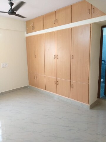 Bedroom in 2 BHK Apartment at Mahadevpura – for Rent