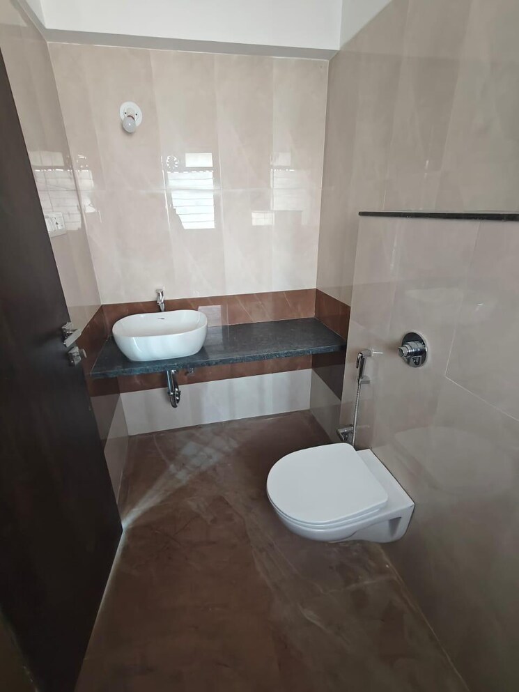 Bathroom, empire-towers 2 Bedroom 753 Sq.Ft. Apartment In Goregaon East Mumbai 7966275
