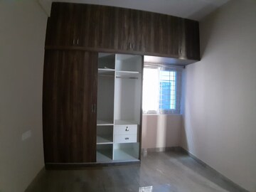 Room in 1 BHK Apartment at Mahadevpura – for Rent