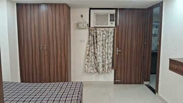 Bedroom in 1 BHK Apartment at Sector 27 – for Rent
