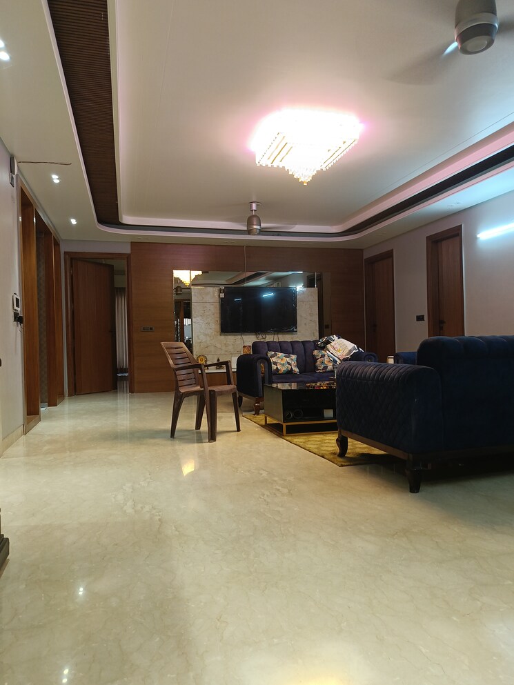 Living Room, unitech-south-city-ii 4 Bedroom 4500 Sq.Ft. Builder Floor In Sector 50 Gurgaon 7966304