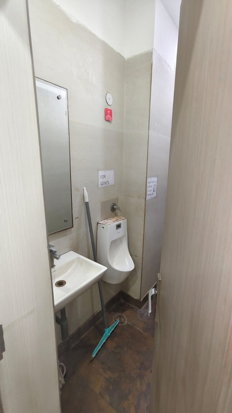 Floor Plan, moti nagar Commercial Office Space 1000 Sq.Ft. In Moti Nagar Delhi 7966306