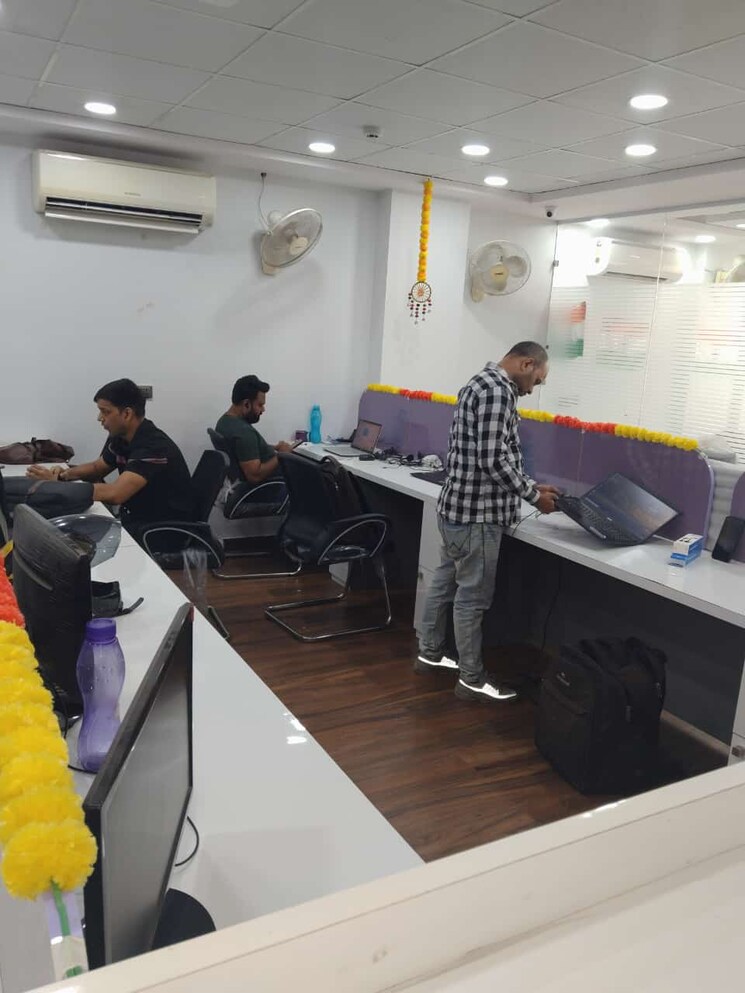 Team Area, tilak nagar Commercial Office Space 1200 Sq.Ft. In Tilak Nagar Delhi 7966339