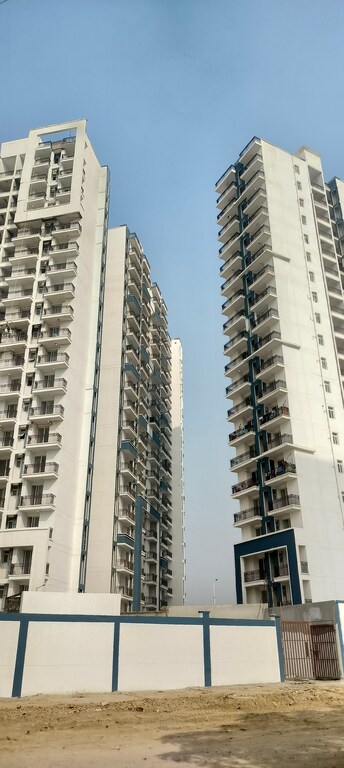 2 BHK Apartment For Resale in SLF Anushree Sector 75 Faridabad  7966341